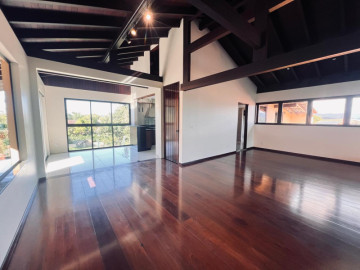 Casa Alto Padro para Aluguel